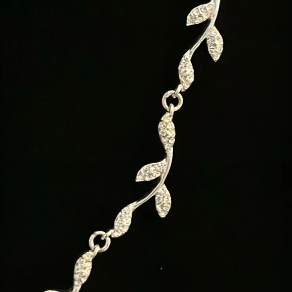 Carolee 3 Piece Crystal Wedding Jewelry Set - Picture 4 of 5